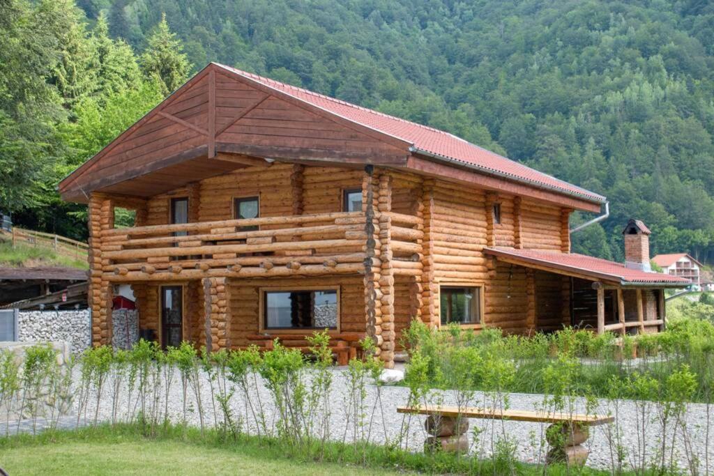 Resort 7 Crai - Cabana Tamas Zărneşti Exterior foto